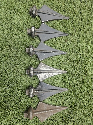 Railheads finials - 6,