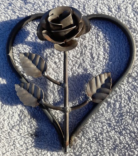 Wrought iron heart flower - heart,
